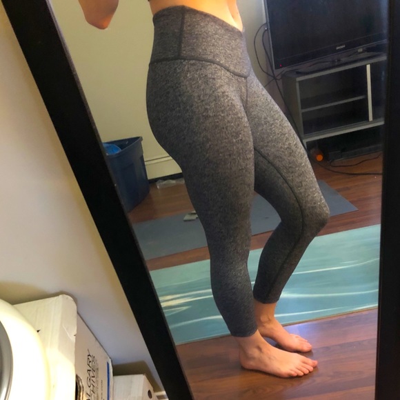 lululemon athletica Pants - Lululemon wonder under 7/8 leggings